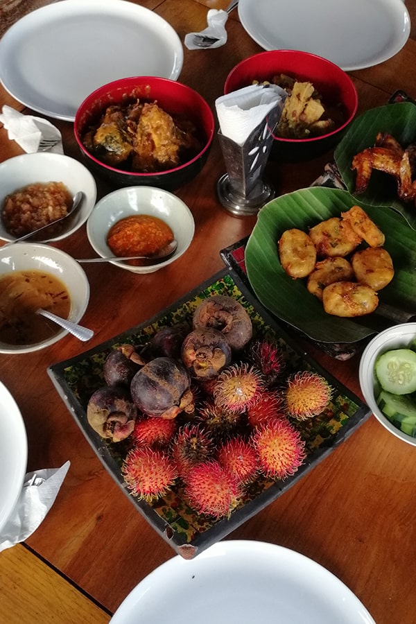 FOTOGRAFII-PE-VERTICALA-11-min